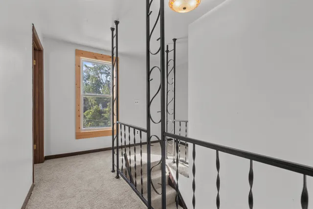 $269,900 | 514 East Beacon Avenue, New London, WI 54961