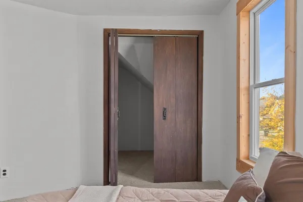 $269,900 | 514 East Beacon Avenue, New London, WI 54961