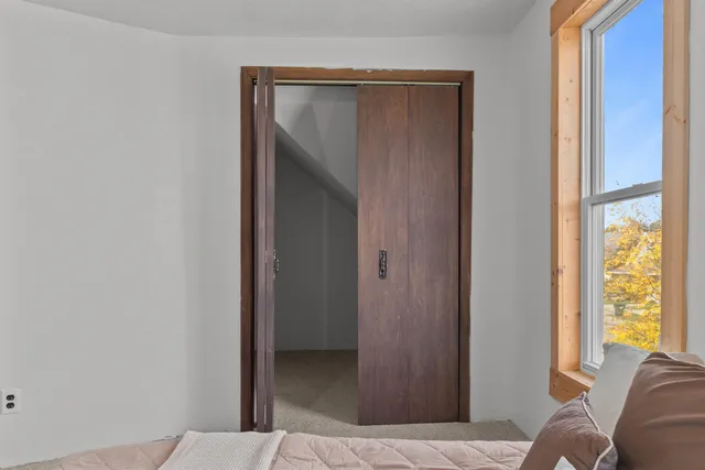 $269,900 | 514 East Beacon Avenue, New London, WI 54961