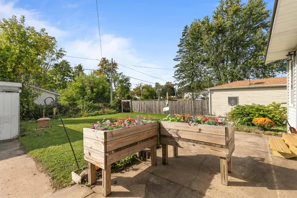 $269,900 | 514 East Beacon Avenue, New London, WI 54961
