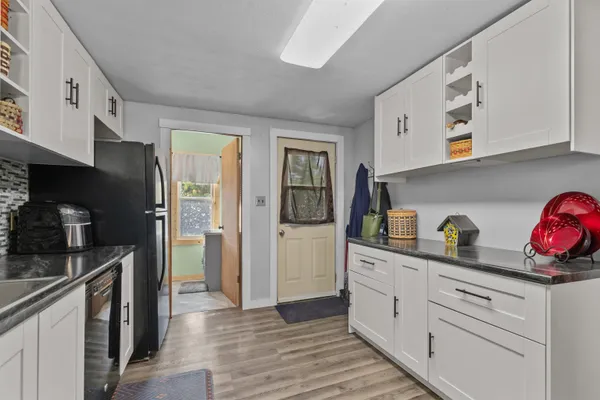 $269,900 | 514 East Beacon Avenue, New London, WI 54961
