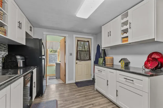 $269,900 | 514 East Beacon Avenue, New London, WI 54961