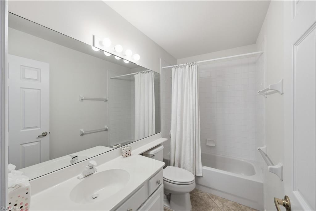 1901 Timarron Way Naples, FL 34109 - Photo 27 of 45