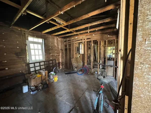 $29,999 | 1904 10th Avenue, Meridian, MS 39301