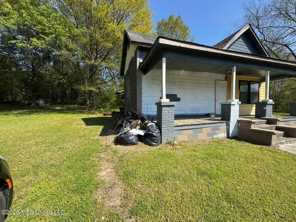$29,999 | 1904 10th Avenue, Meridian, MS 39301