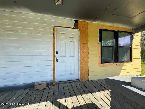 $29,999 | 1904 10th Avenue, Meridian, MS 39301