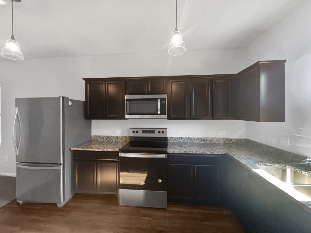 329 Wonderful Life Way Jarrell, TX 76537 - Photo 11 of 16