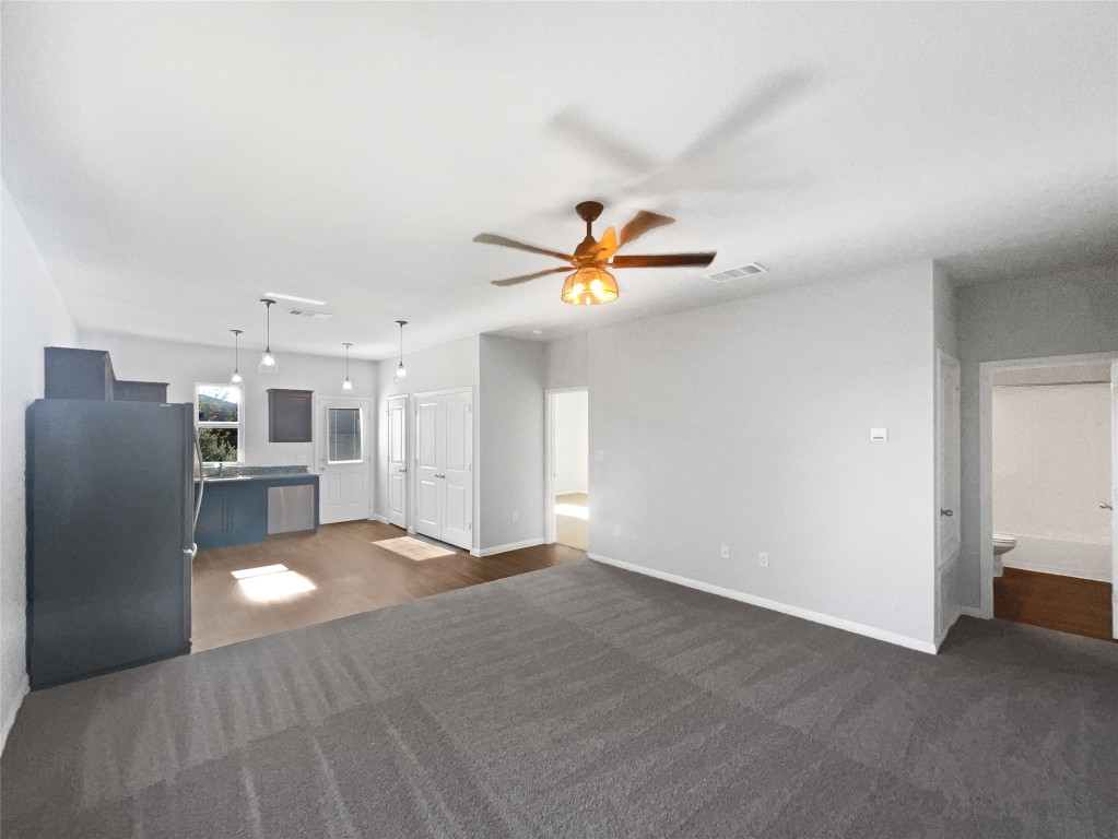 329 Wonderful Life Way Jarrell, TX 76537 - Photo 3 of 16