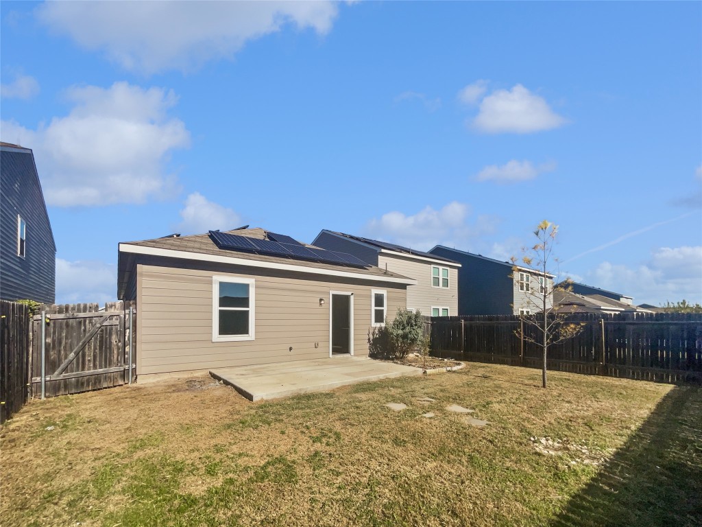 329 Wonderful Life Way Jarrell, TX 76537 - Photo 5 of 16