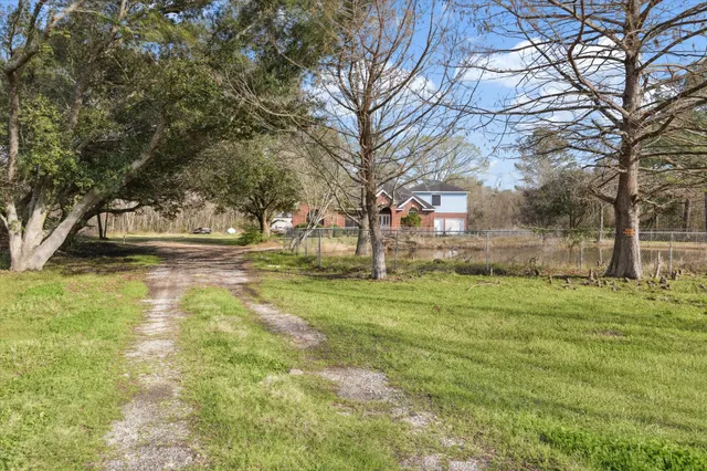 $450,000 | 96 County Road 4905, Dayton, TX 77535