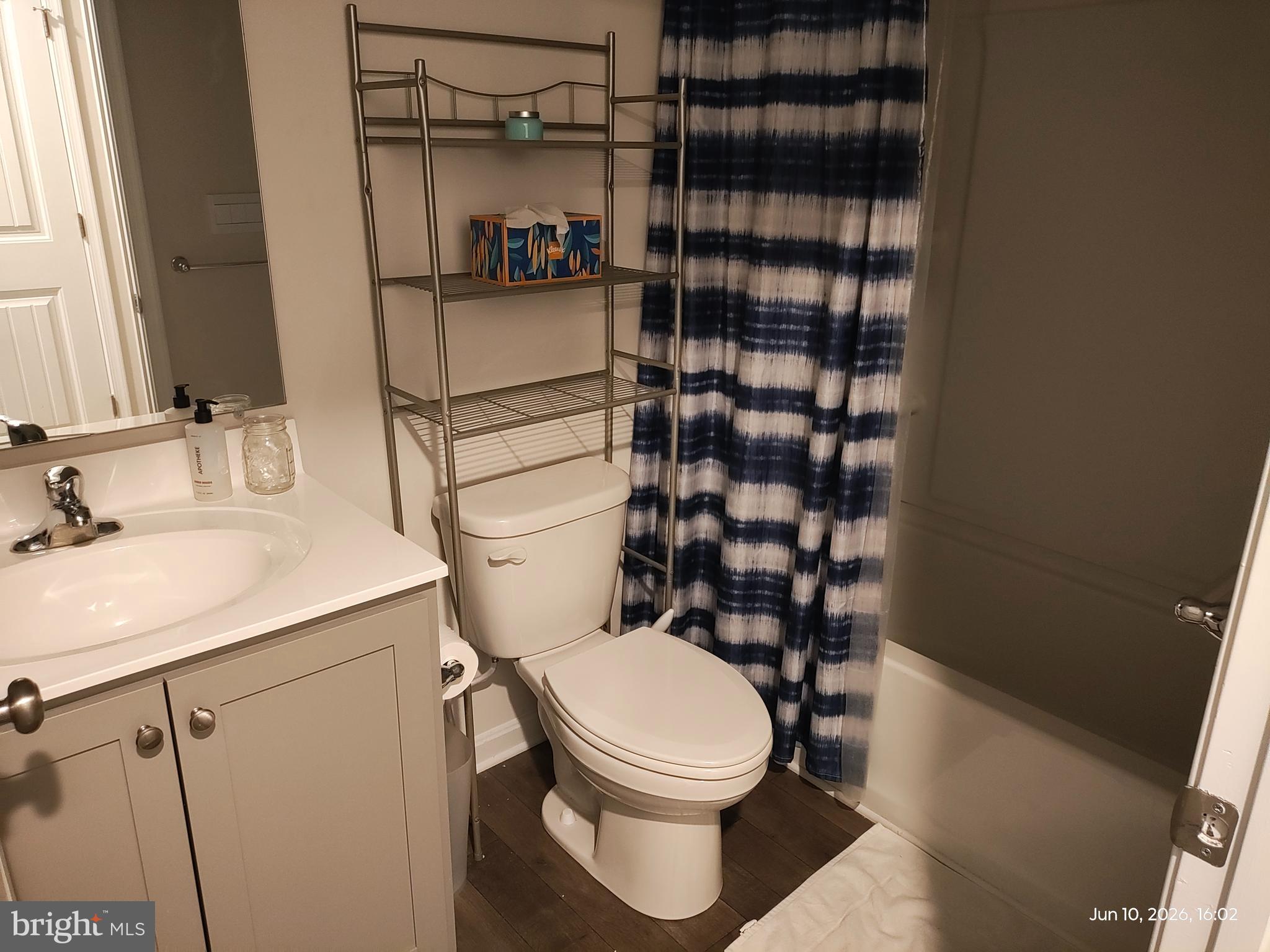 185 Currant Circle Magnolia, DE 19962 - Photo 16 of 20 Upstairs Bathroom