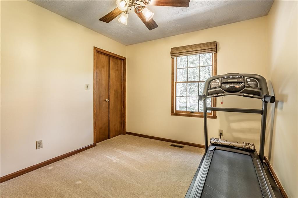 5007 Fall Creek Road Indianapolis, IN 46220 - Photo 23 of 35
