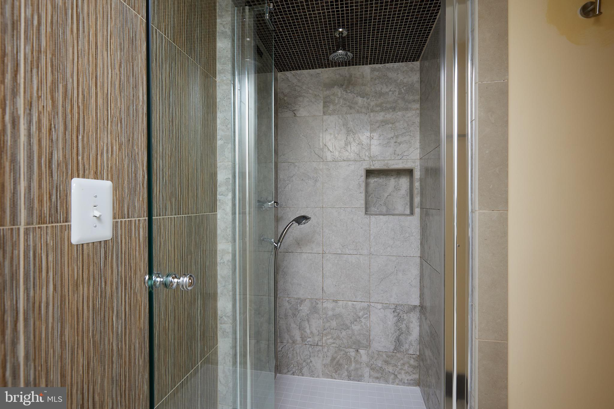 910 T Street Northwest, Unit B Washington, DC 20001 - Photo 20 of 37