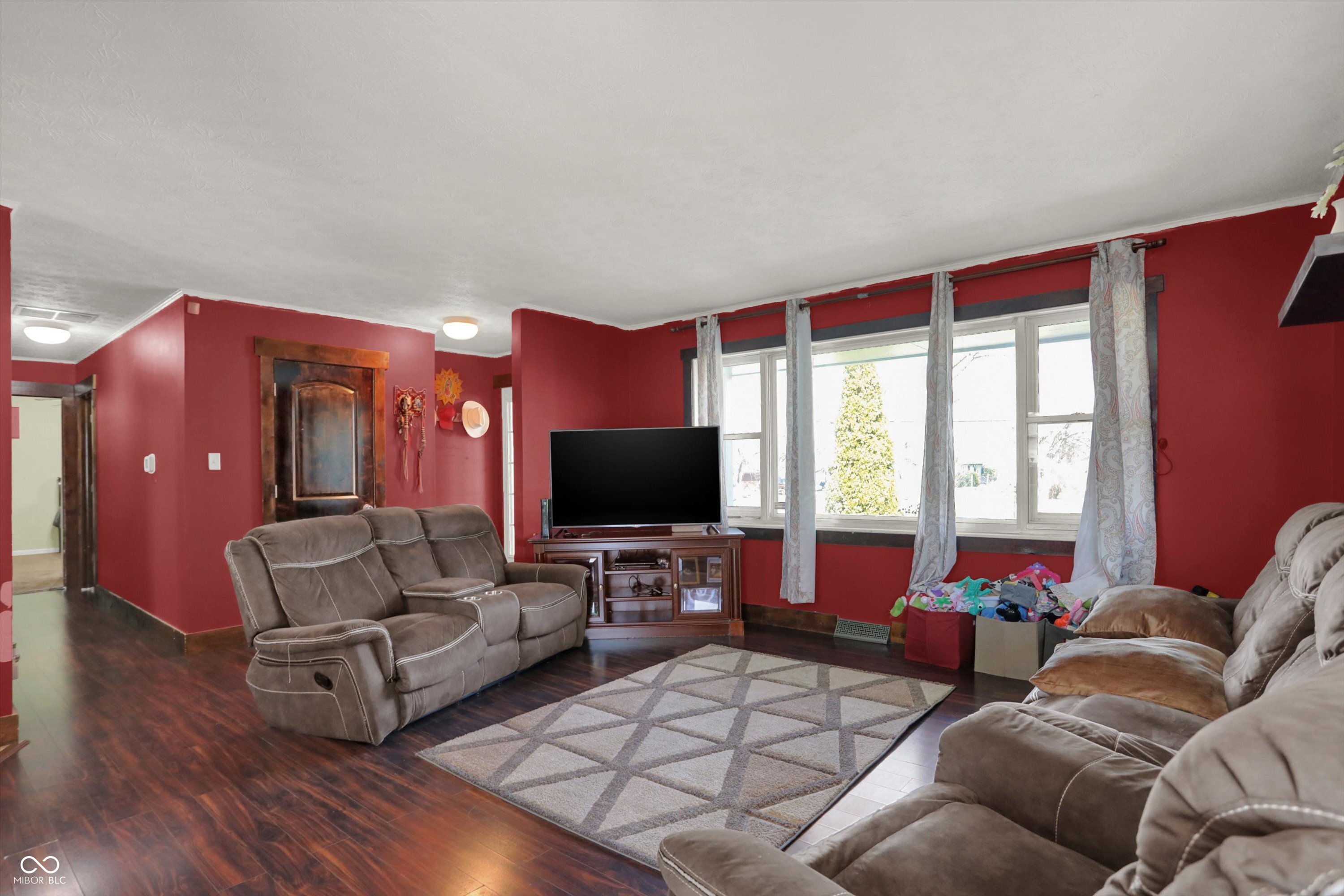 2703 East Thompson Road Indianapolis, IN 46227 - Photo 6 of 50 Gallery Image 6