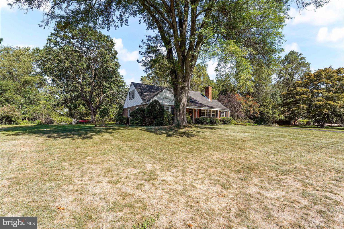 821 Merrill Road Ambler, PA 19002 - Photo 3 of 39 Level lot...almost an acre!