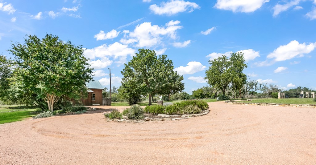 4535 Morris Ranch Road Fredericksburg, TX 78624 - Photo 35 of 46