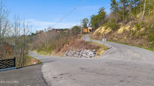 $249,900 | 1923 Walker Trail, Sevierville, TN 37876