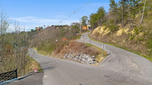 $249,900 | 1923 Walker Trail, Sevierville, TN 37876