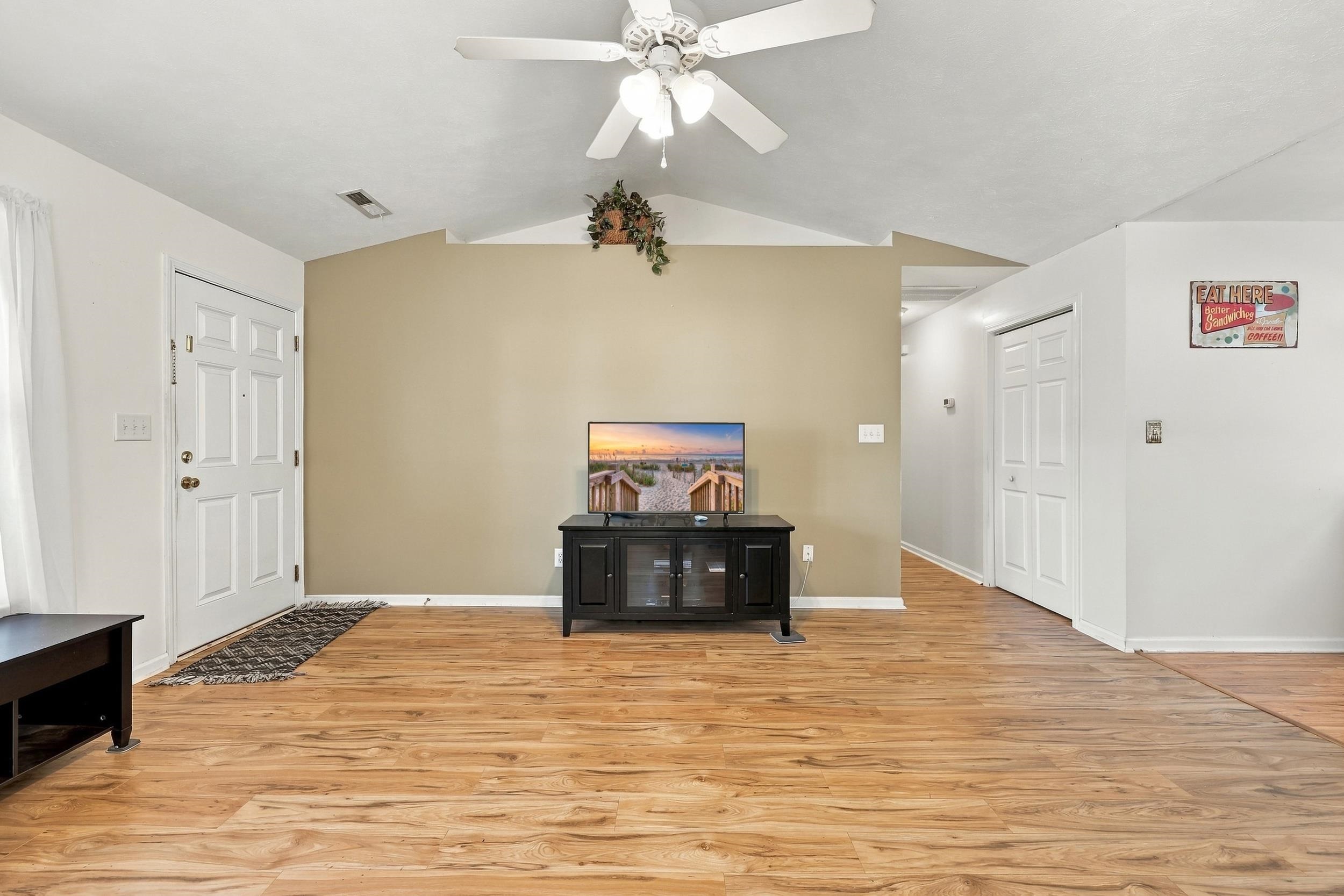 301 Sean River Road Conway, SC 29526 - Photo 6 of 51 Gallery Image 6