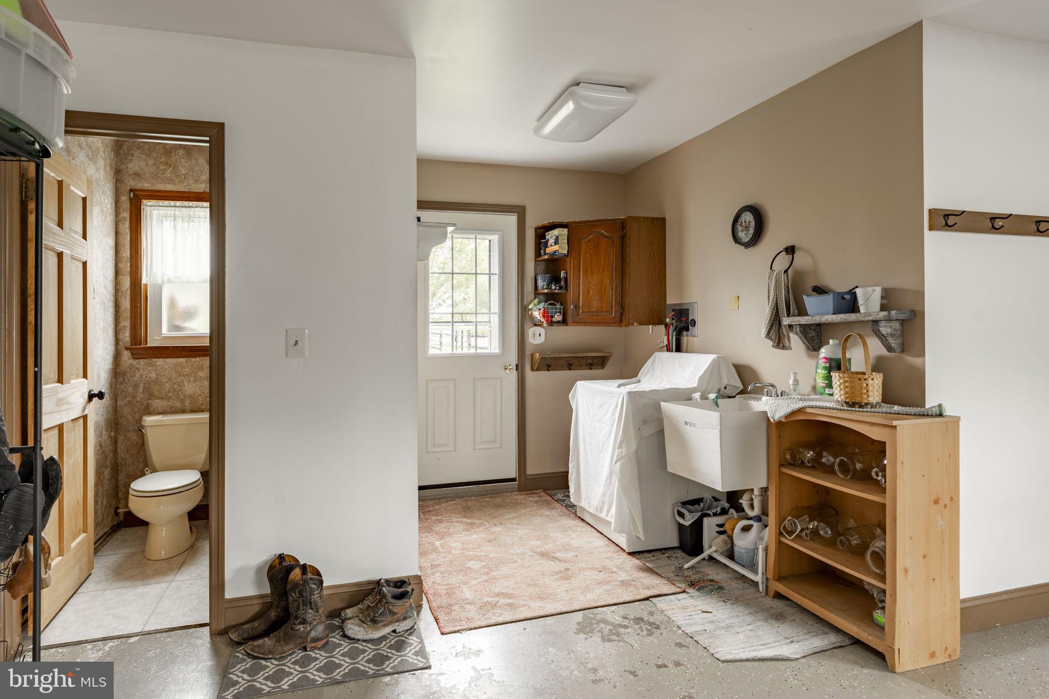 457 Lynch Road New Holland, PA 17557 - Photo 40 of 45 Gallery Image 40