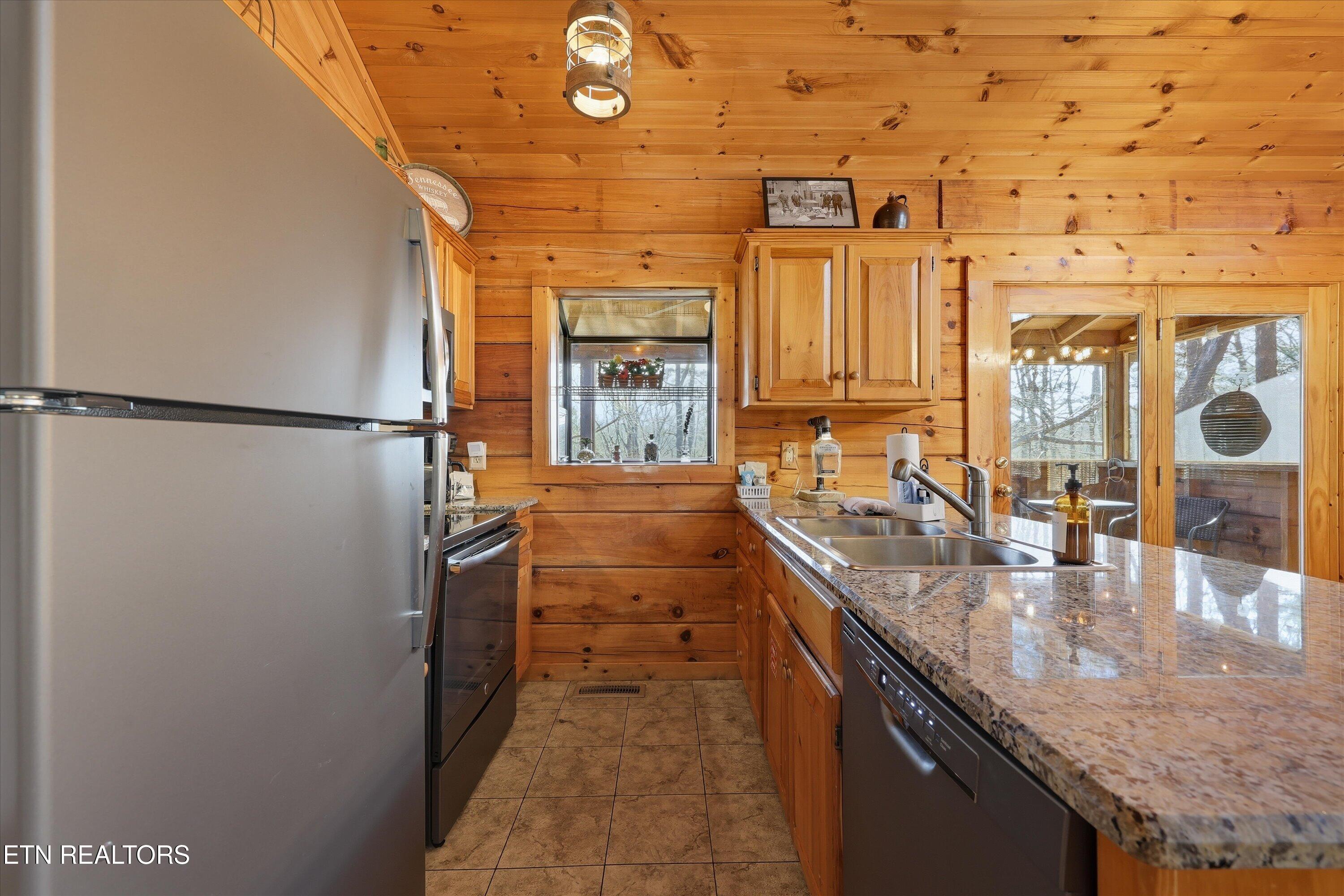 1639 Ridgecrest Drive Sevierville, TN 37876 - Photo 22 of 35 22-1639 Ridgecrest Dr 18