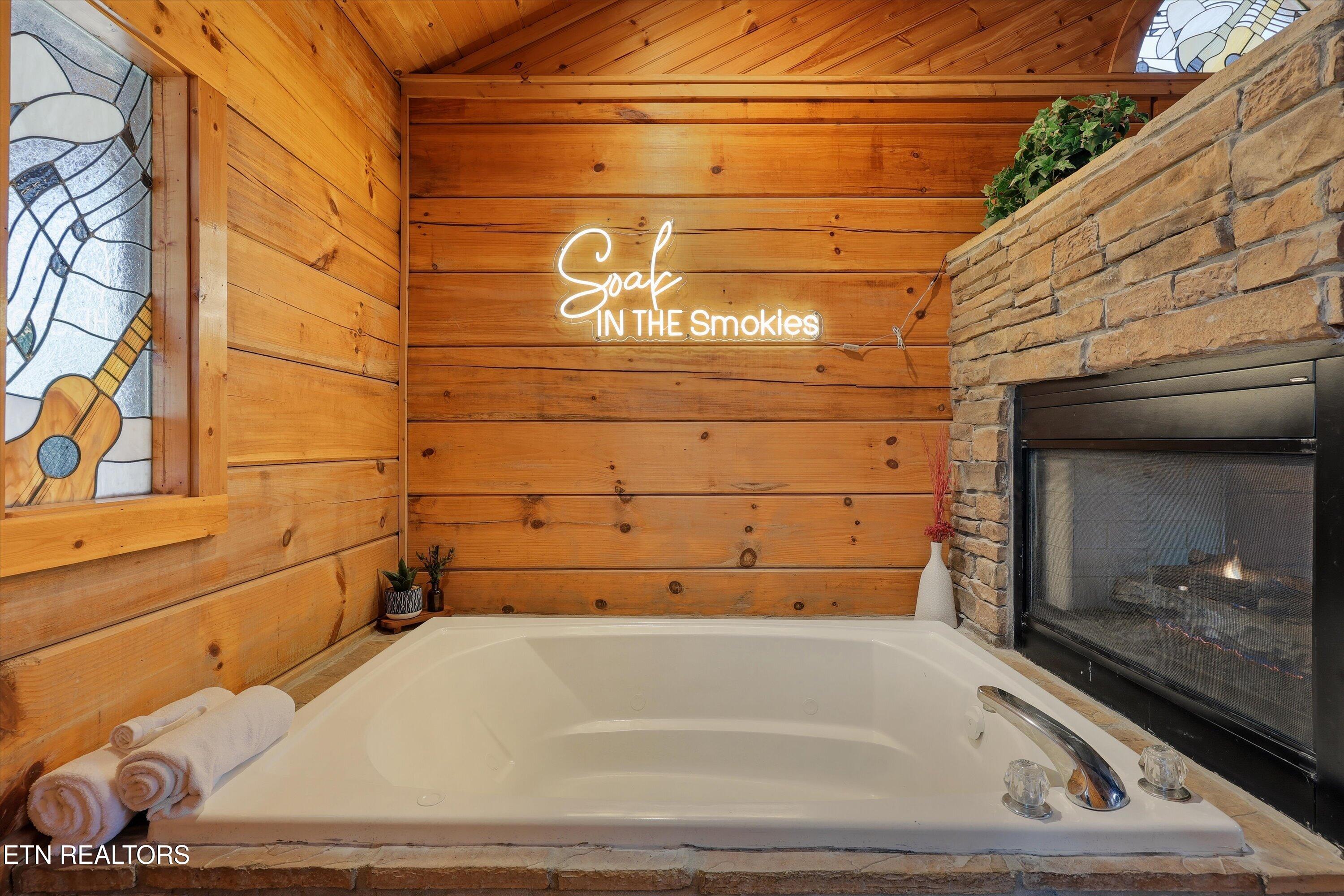 1639 Ridgecrest Drive Sevierville, TN 37876 - Photo 4 of 35 10-1639 Ridgecrest Dr 06