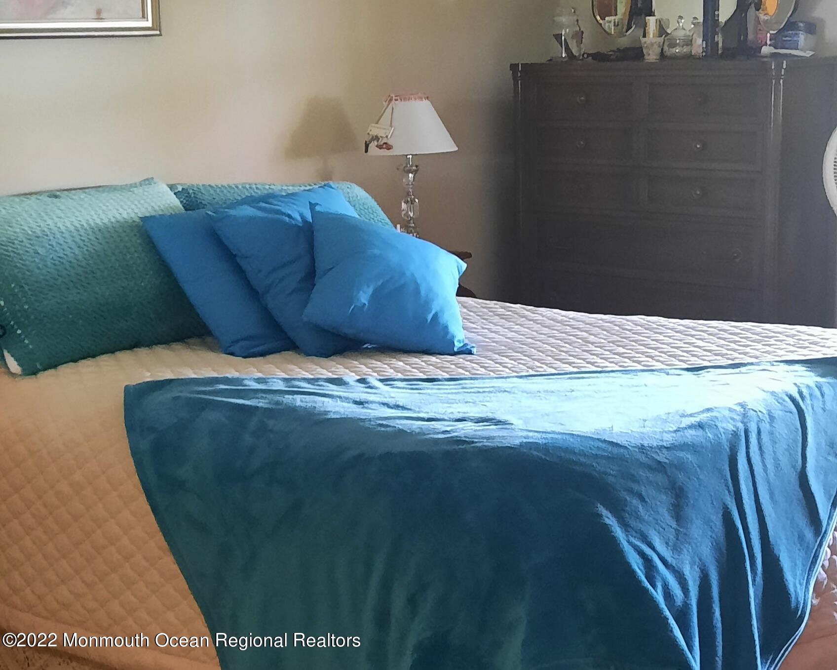 15 A Walnut Road, Unit 15A Manahawkin, NJ 08050 - Photo 7 of 8 bed