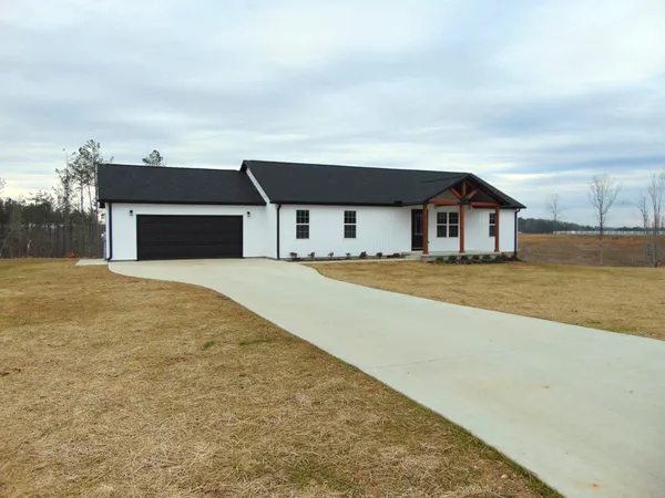$429,000 | 184 Ashmore Road, Summertown, TN 38483