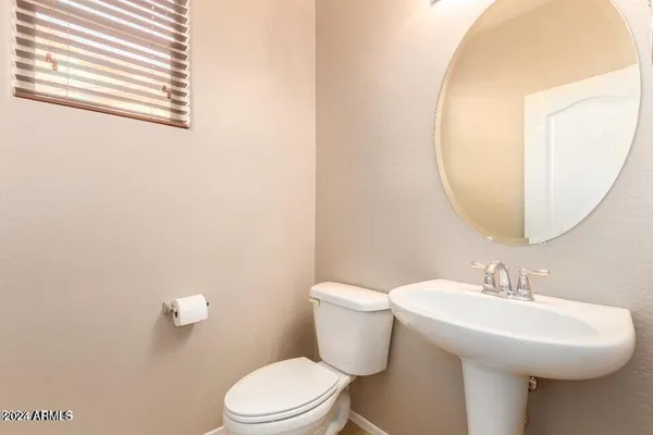 $2,100 | 3543 East Tyson Street, Gilbert, AZ 85295