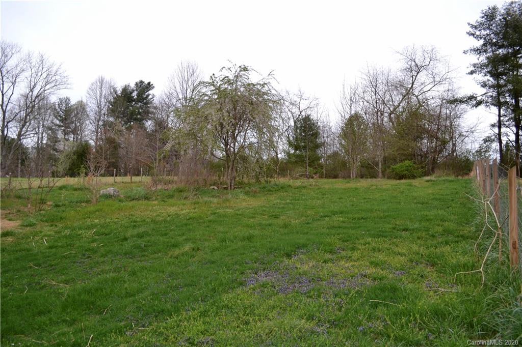 458 Morgan Road Candler, NC 28715 - Photo 11 of 22 Gallery Image 11