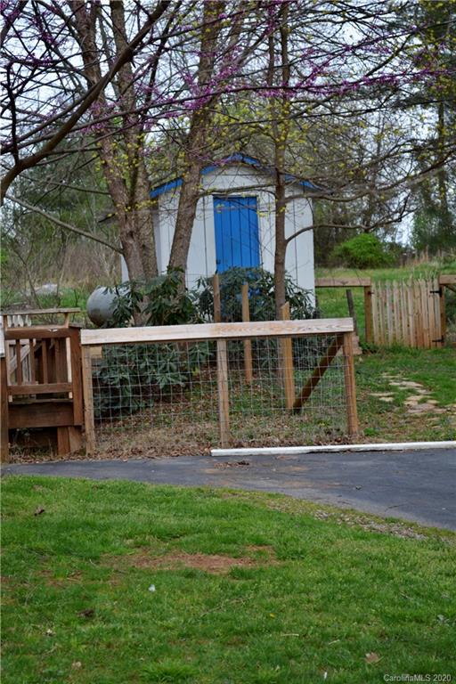 458 Morgan Road Candler, NC 28715 - Photo 14 of 22 Gallery Image 14