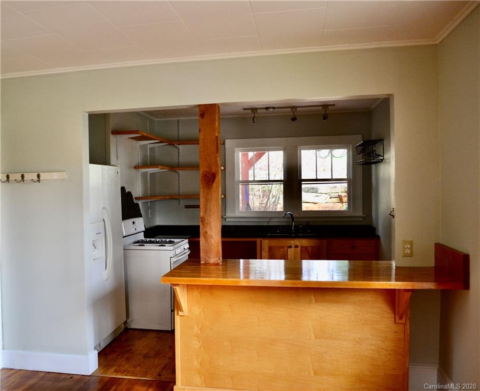 458 Morgan Road Candler, NC 28715 - Photo 5 of 22 Gallery Image 5