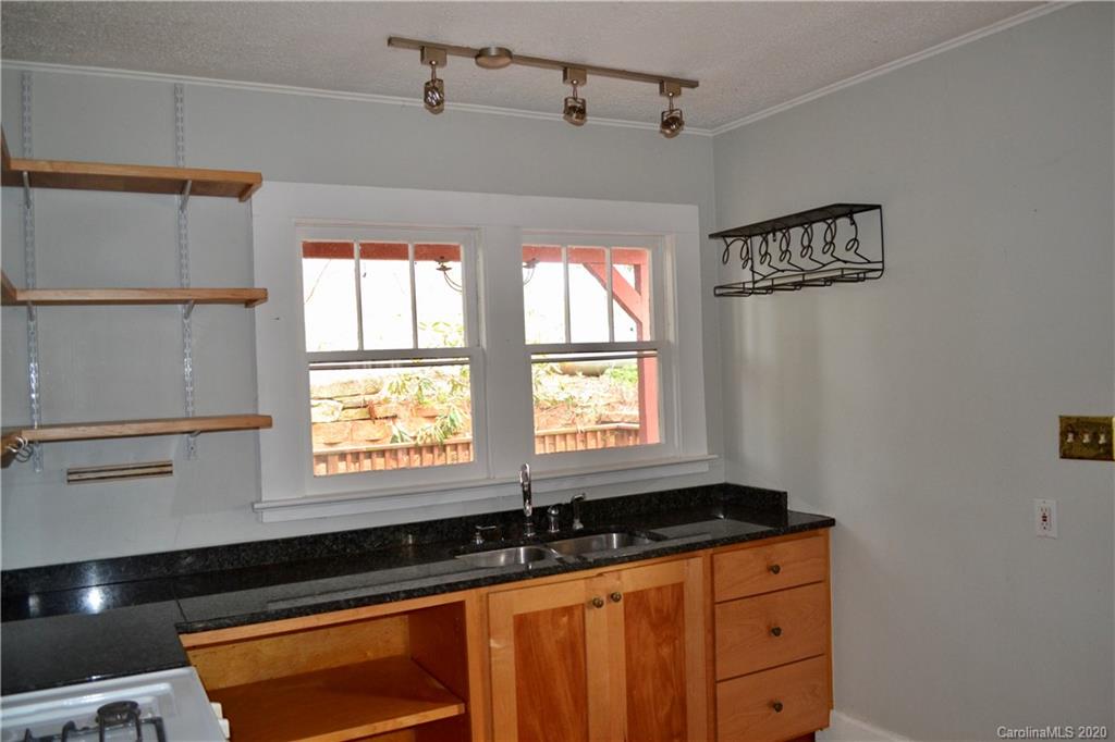 458 Morgan Road Candler, NC 28715 - Photo 6 of 22 Gallery Image 6