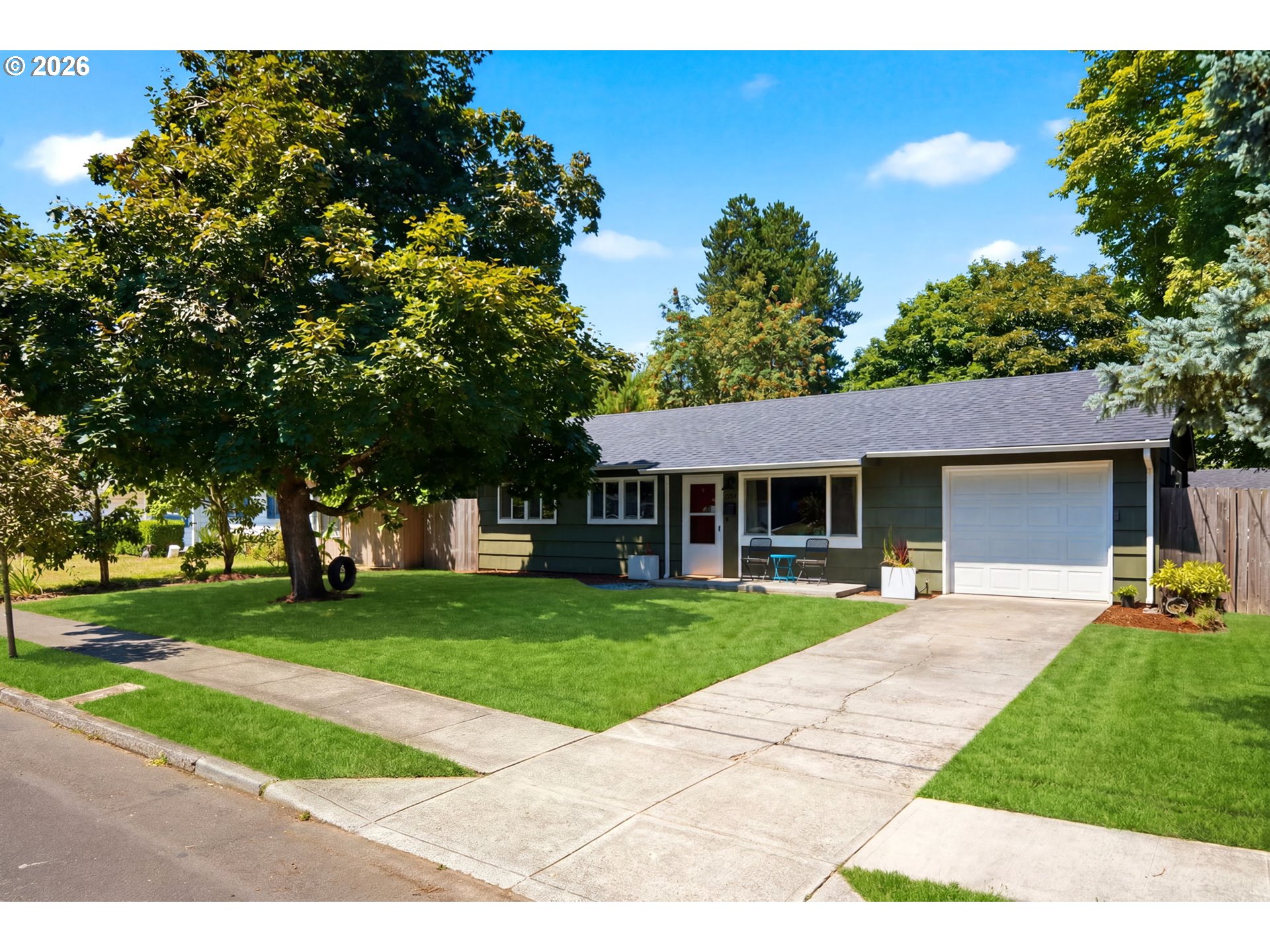 11555 Southwest 11th Street Beaverton, OR 97005 - Photo 34 of 38