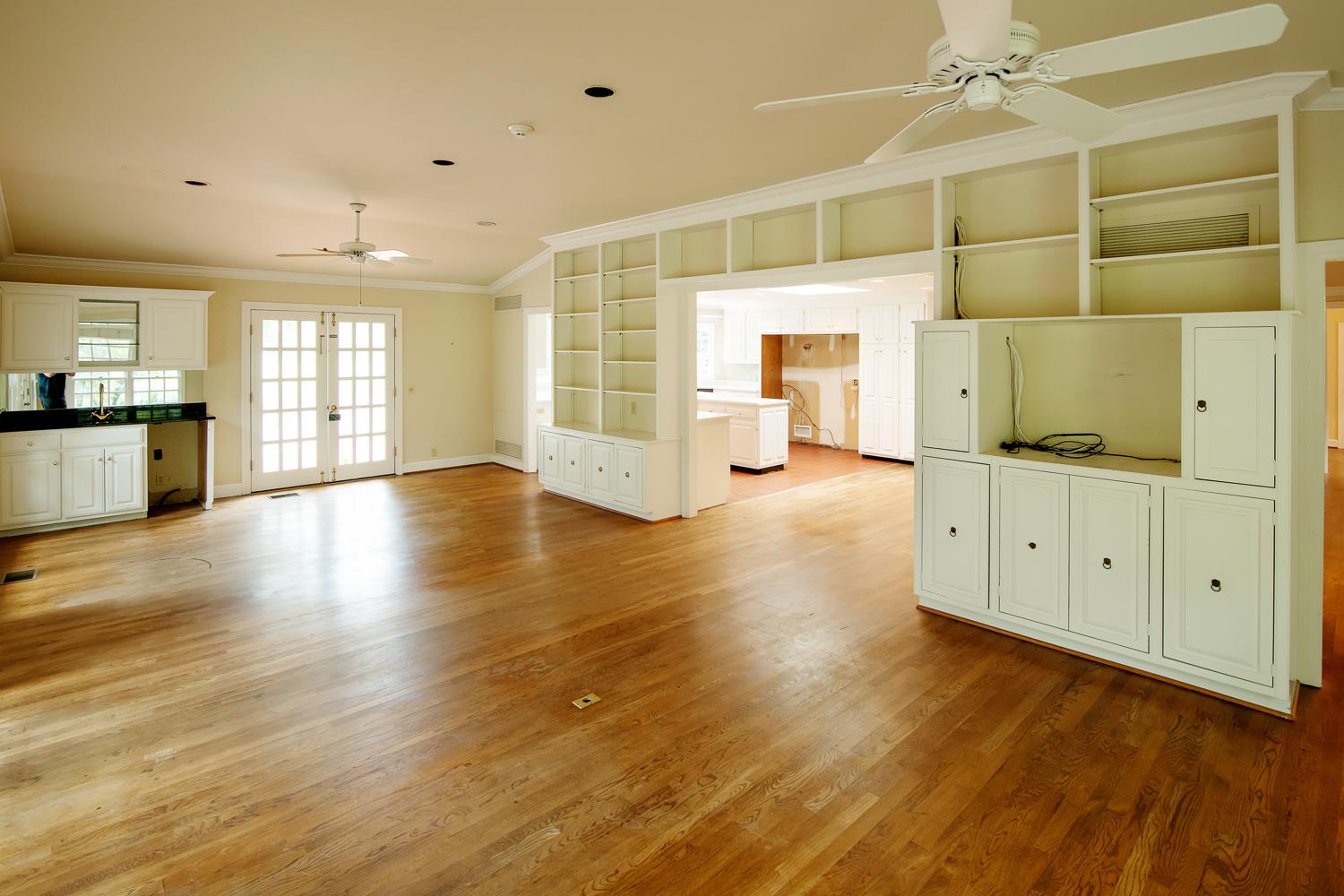 1371 Moran Road Franklin, TN 37069 - Photo 15 of 24 Gallery Image 15