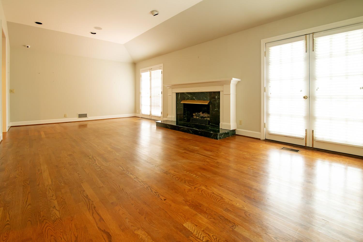 1371 Moran Road Franklin, TN 37069 - Photo 16 of 24 Gallery Image 16
