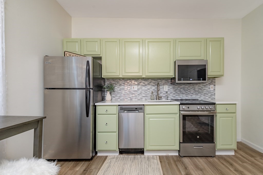 254 Medford Street, Unit 4 Boston, MA 02129 - Photo 3 of 7