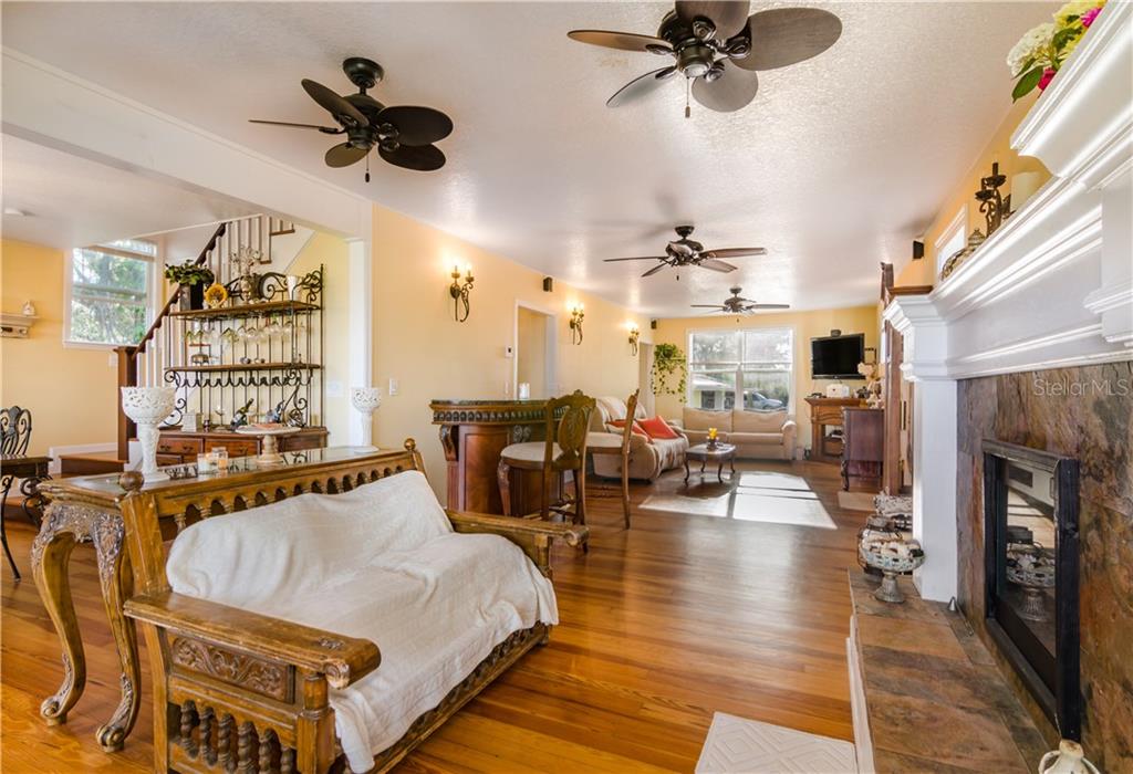 230 North Riverside Drive Edgewater, FL 32132 - Photo 19 of 25 Gallery Image 19