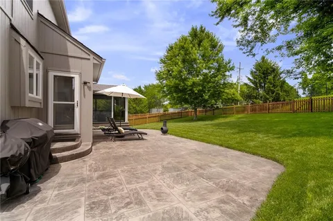 $690,000 | 14805 Slater Street, Overland Park, KS 66221