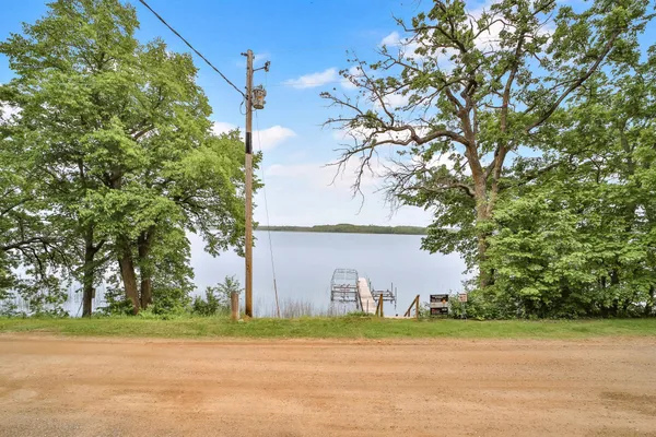 $349,900 | 27672 Little Whitefish Road, Garrison, MN 56450