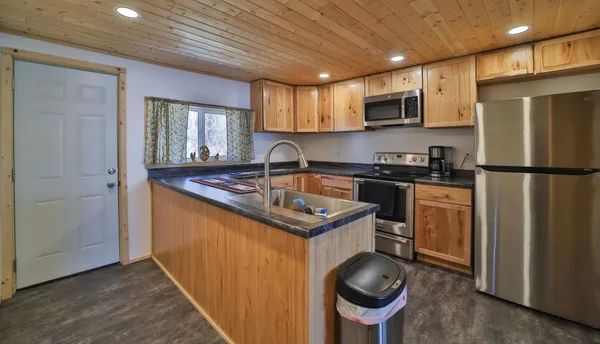 $349,900 | 27672 Little Whitefish Road, Garrison, MN 56450