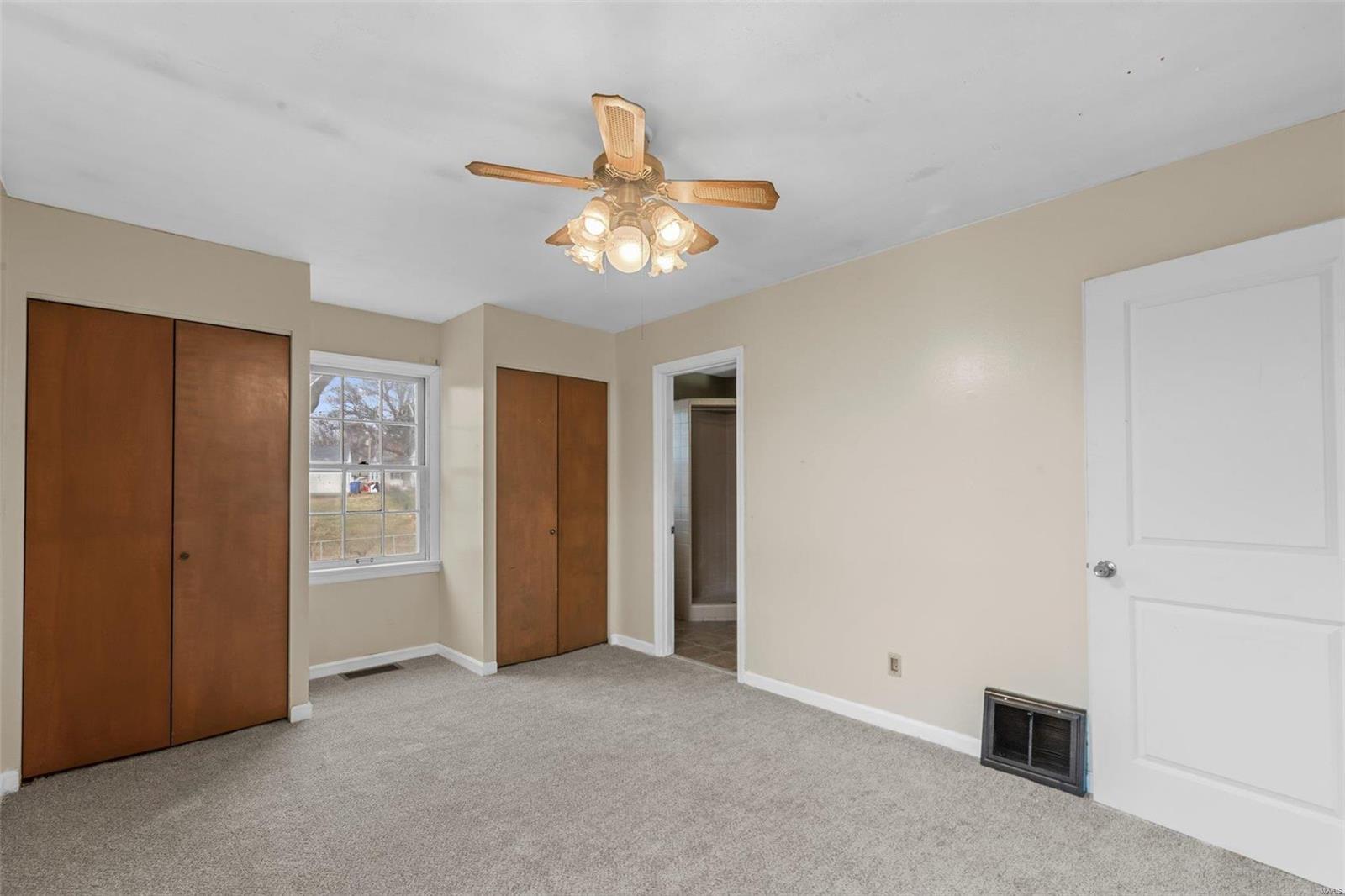 65 Derhake Road Florissant, MO 63031 - Photo 11 of 21 Gallery Image 11