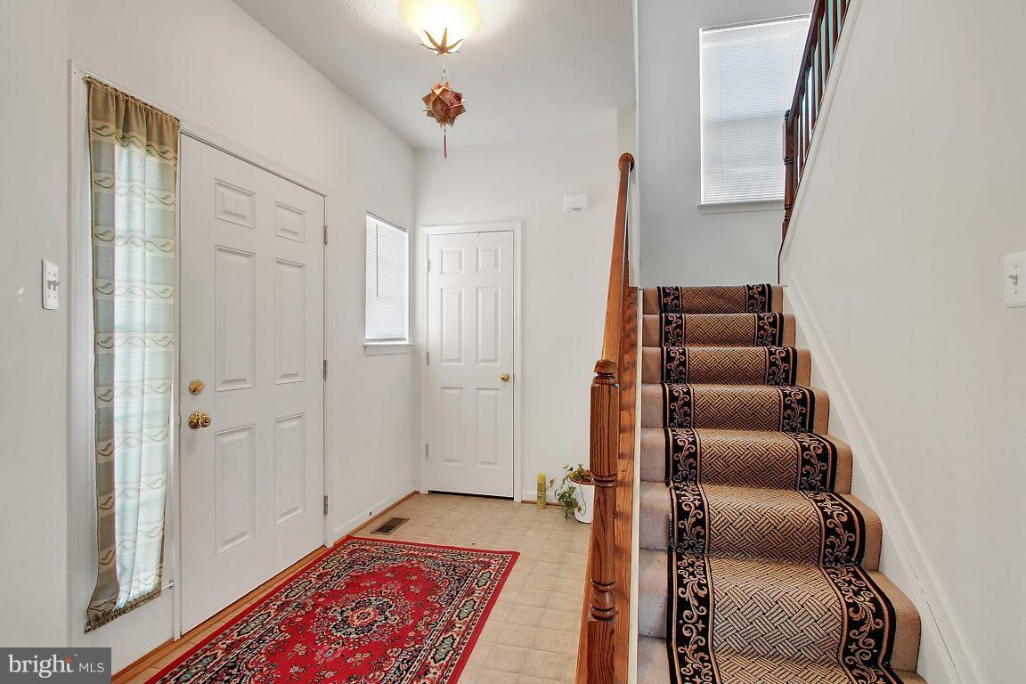 712 Peterson Road Baltimore, MD 21220 - Photo 4 of 27 Interior (General)