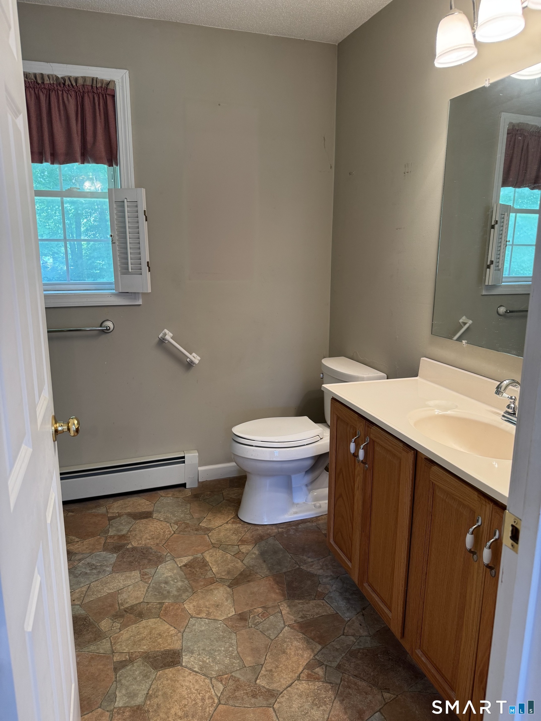 34 Cross Road Chaplin, CT 06235 - Photo 13 of 27 Gallery Image 13