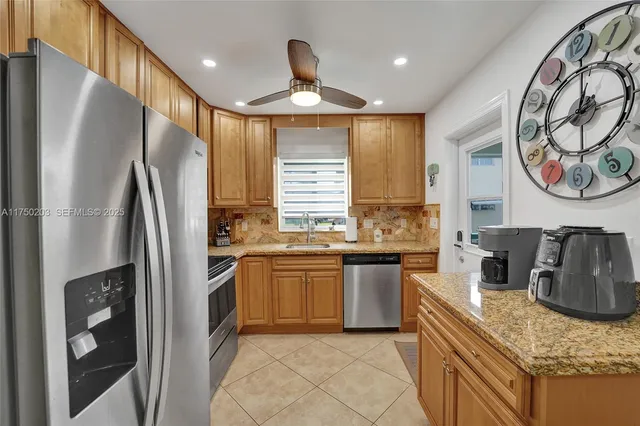 $150,000 | 5300 Washington Street, Unit I203, Hollywood, FL 33021