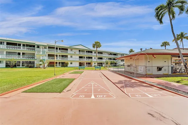 $150,000 | 5300 Washington Street, Unit I203, Hollywood, FL 33021