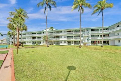 $150,000 | 5300 Washington Street, Unit I203, Hollywood, FL 33021