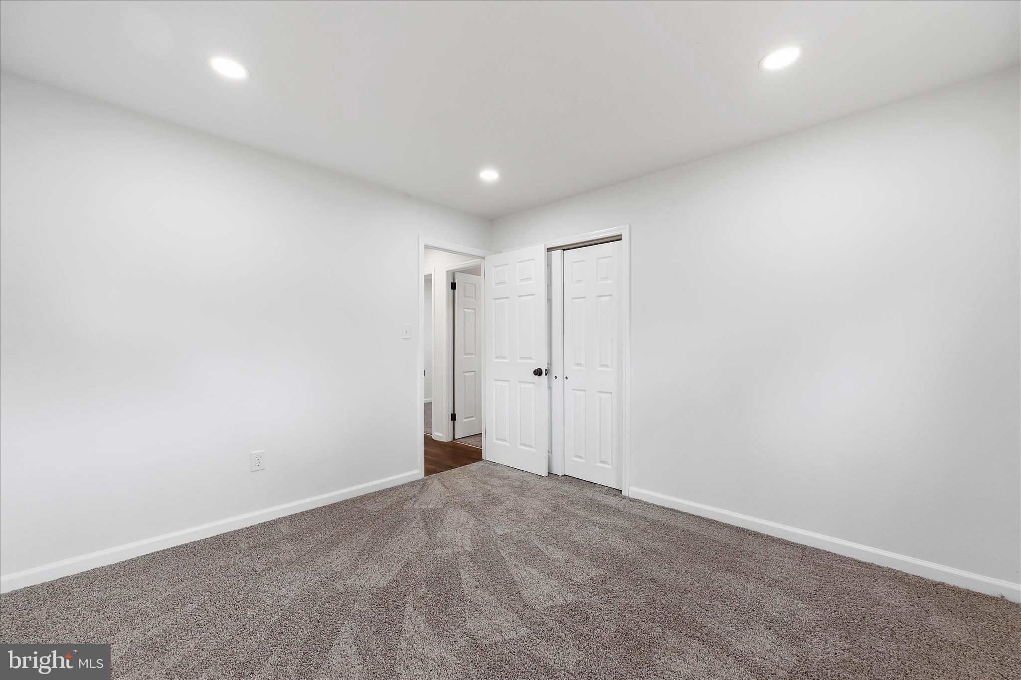 1511 Long Point Road Pasadena, MD 21122 - Photo 25 of 46