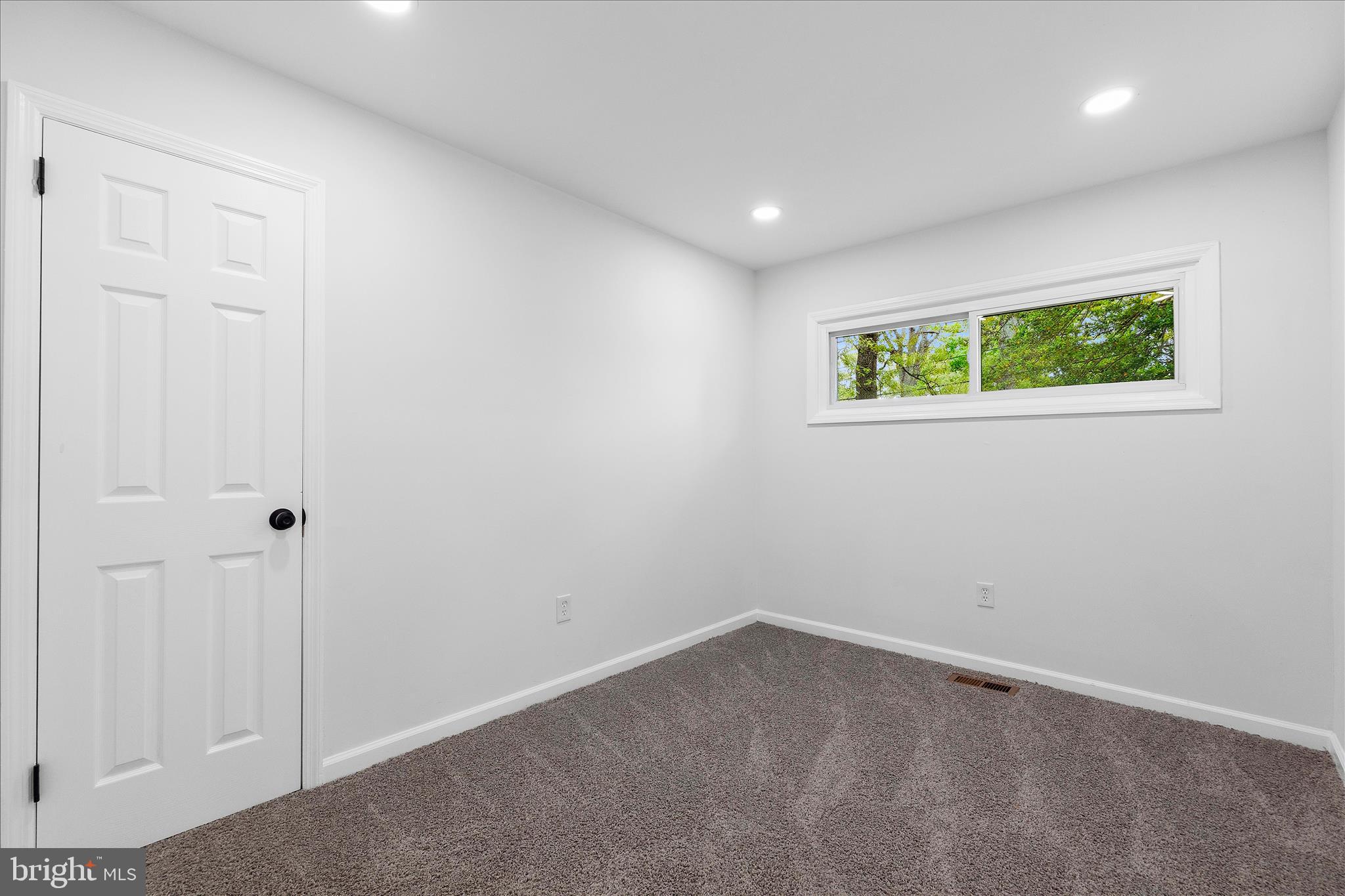 1511 Long Point Road Pasadena, MD 21122 - Photo 27 of 46
