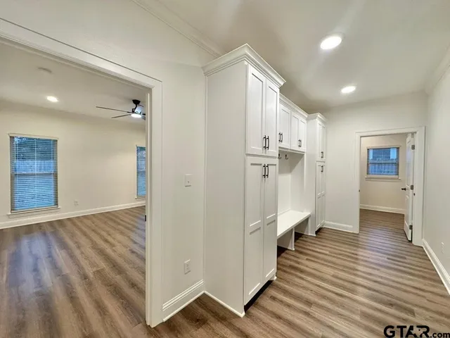 $2,250 | 19406 Cedarpark Place, Lindale, TX 75771